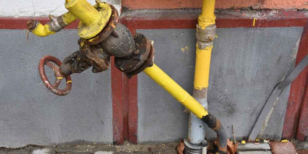 Gas Line with Damage